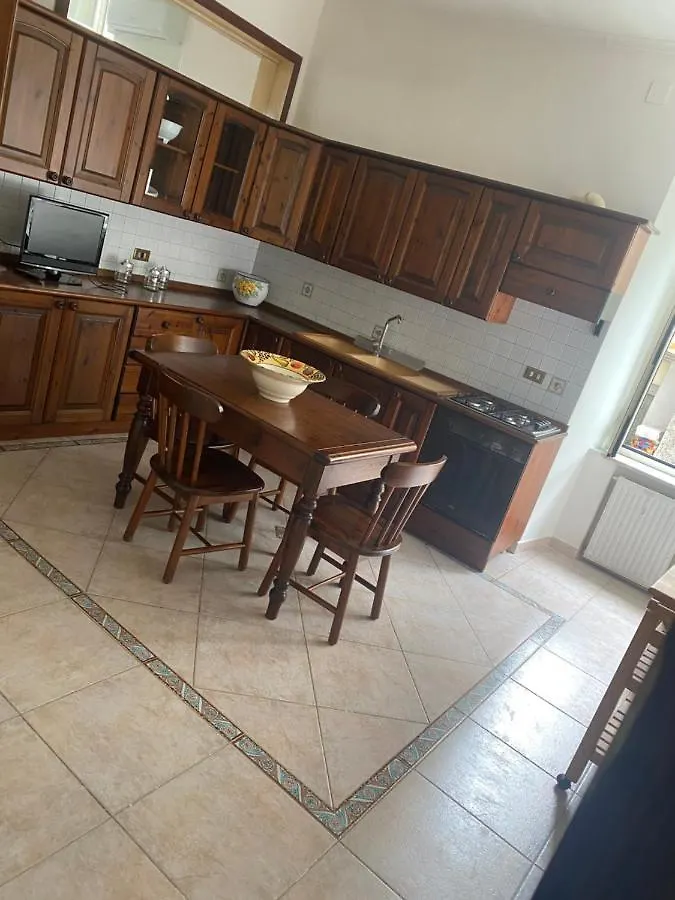 Casa Nonna Rusell Villa Napoli 0*,  Italia