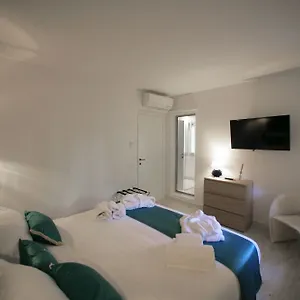 Geco Di Giada Exclusive Art Villa Olbia